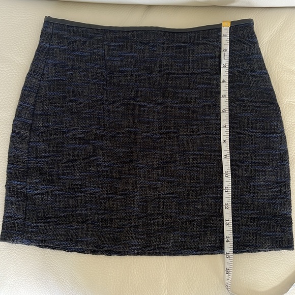 Zara Woman Ladies Black & Blue Tweed  Skirt Waist Trimmed in leather  Size SM - Picture 6 of 7